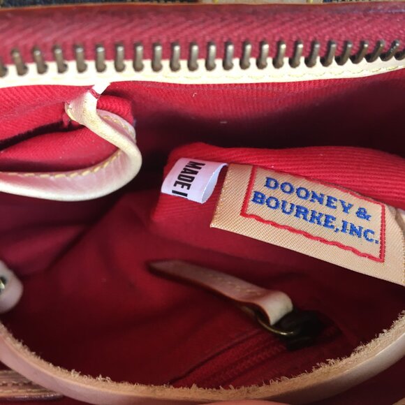 VTG Dooney & Bourke Small Signature Denim & Leather Banana Bag Y2K - Picture 8 of 13